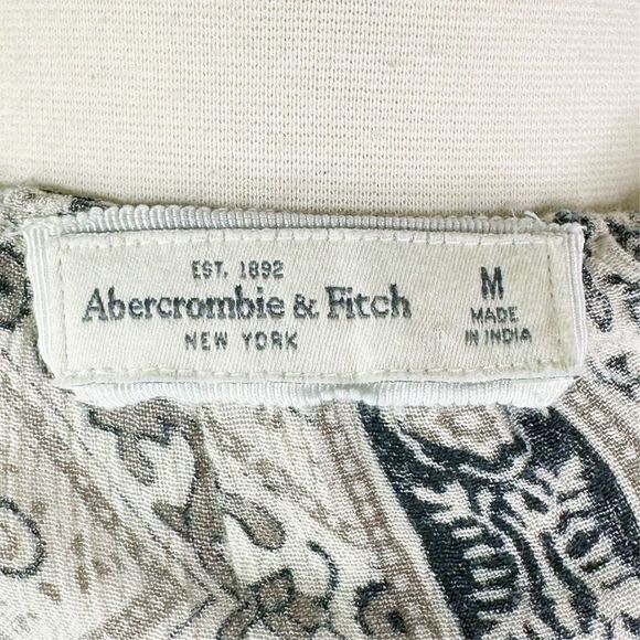 Abercrombie & Fitch Boho Peasant Top - Size Medium - Picture 8 of 8